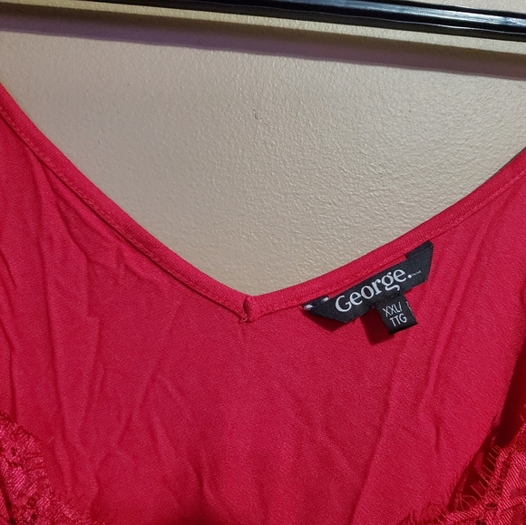XXL Pink lace trim tank - Picture 3 of 6